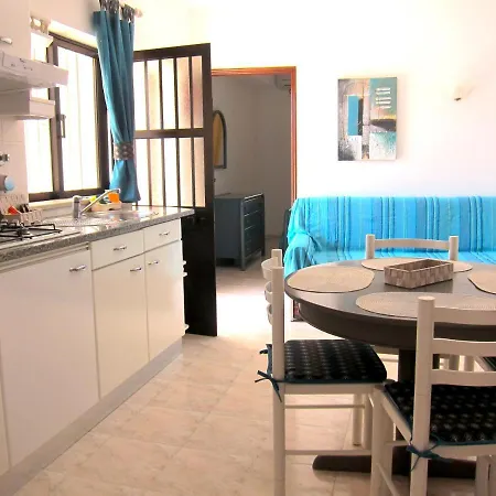 Twin Sleeps 8 Albufeira